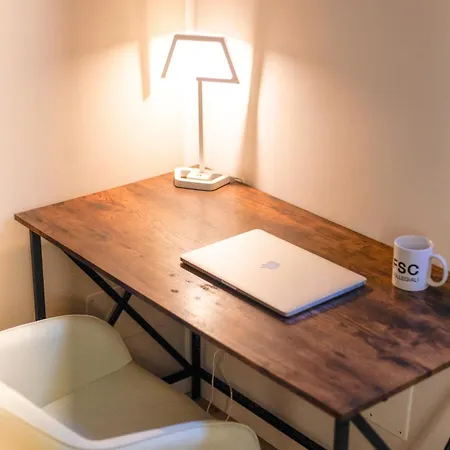 Feltrinelli Модена